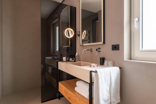 Koupelna v ubytování Essenza Relais Contemporaneo