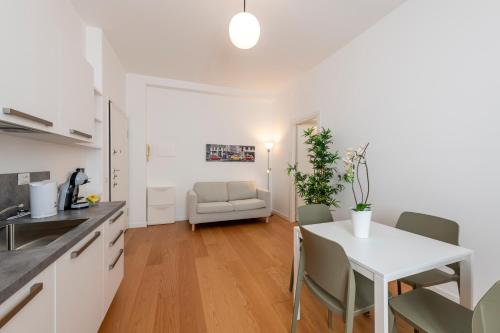 StayEasy Ripamonti 3P - City center in 15 mins