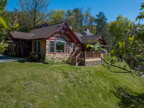 Κήπος έξω από το Sunset View Chalet