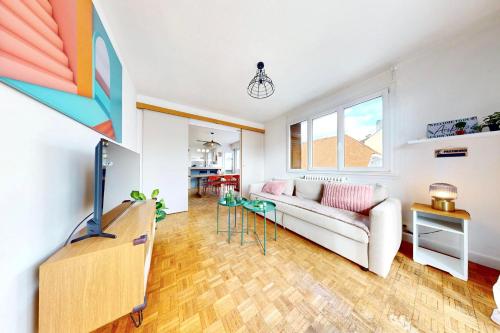 The Opal - 2bds in the city center