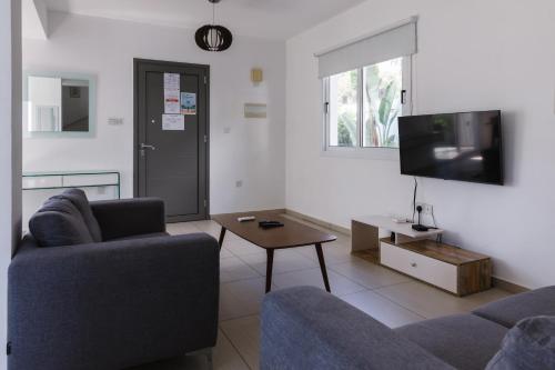 TV/trung tâm giải trí tại Nissini Villas