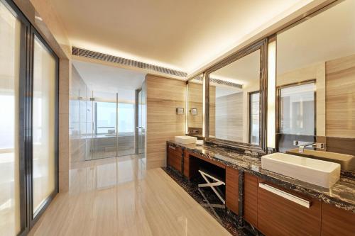 Koupelna v ubytování Four Points by Sheraton Guangzhou, Tianhe
