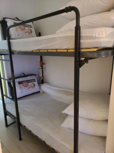 Studio 4 couchages, parking privé, à deux pas de la plage