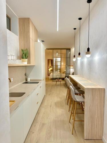 Anelsa Suites Serranos 3