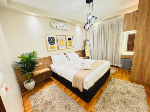 Mokattem private Condo