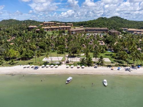 widok z lotu ptaka na ośrodek wypoczynkowy na plaży w obiekcie Apto 102 T10 Eco Resort com 2 qts w mieście Tamandaré
