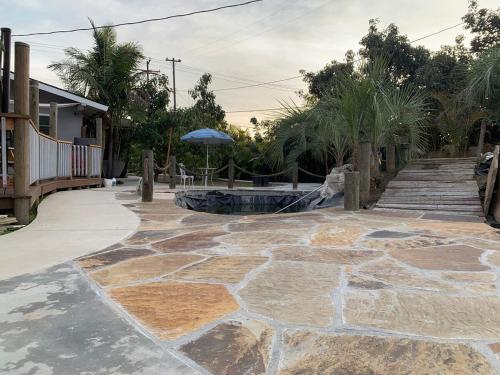 Midway CityにあるBeautiful Disneyland Houseのギャラリーの写真