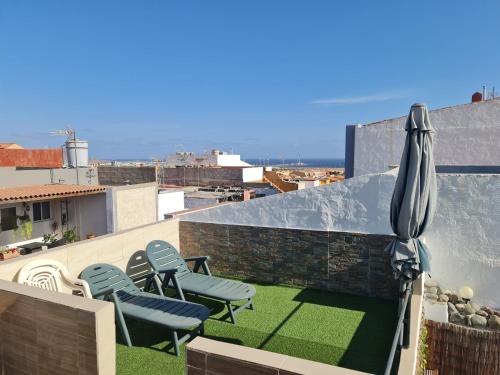 Holidays or work 3 bedrooms 90 M2 TERRACE AC