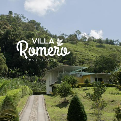 a sign that reads villa romapora in front of a house at Villa Romero Hospedaje in Vergara