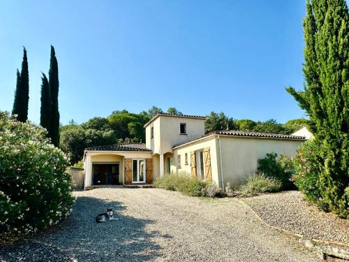 Carcassonne Lake & Beach, Pool villa