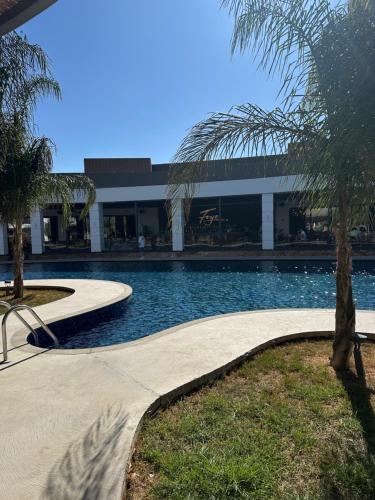 Piscine de l'établissement Grand Sapphire Casino & Spa 24 İskele ou située à proximité