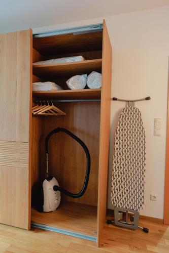 Příslušenství pro přípravu čaje a kávy v ubytování Atlas Apartment Essen, 3 Zimmer, Uniklinik, Messe, Parkplatz, Balkon