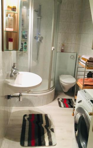 Un baño de Wohnung in historischem Haus