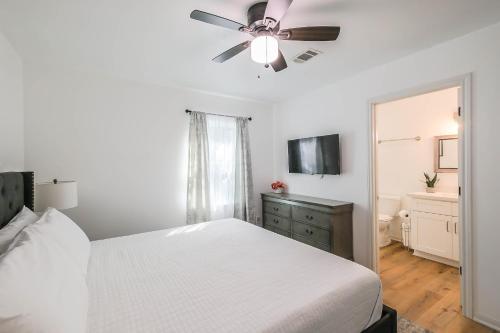 Ένα ή περισσότερα κρεβάτια σε δωμάτιο στο Lodge Lovely 3 Bedroom Home