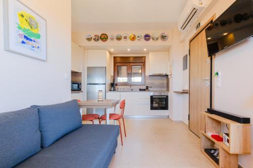 Top Hill Deluxe Maison & Suite, sea view, Nikiti