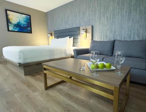 Χώρος καθιστικού στο Radisson Hotel Montreal Airport