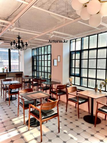 Predel za sedenje v nastanitvi ARA125