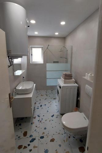 Apartments with a parking space Mali Losinj (Losinj) - 15858