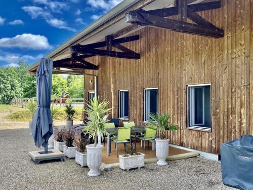 Holiday apartment in Saint Avit with 2 bedrooms