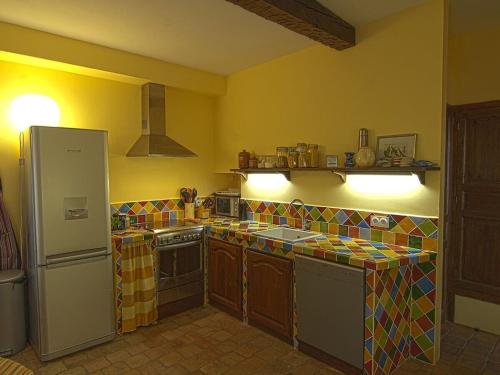 Photo de la galerie de l'établissement Provençal charm Comfortable Vacation Home, à Avignon