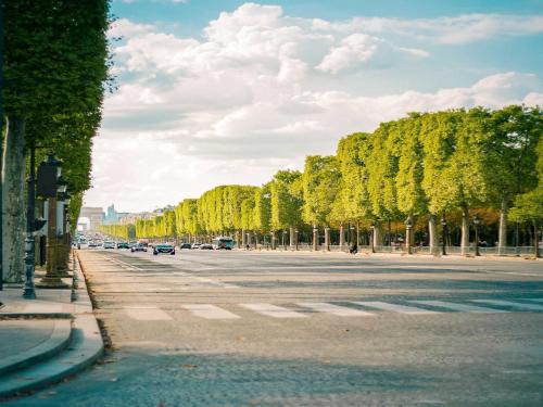Magnificent apartment - 4BR 10P - Arc de Triomphe