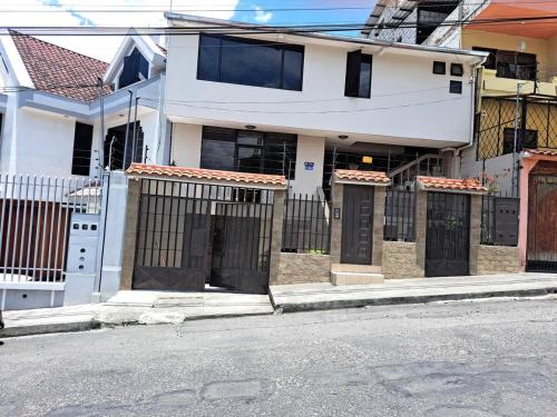 Bangunan di mana terletaknya apartmen