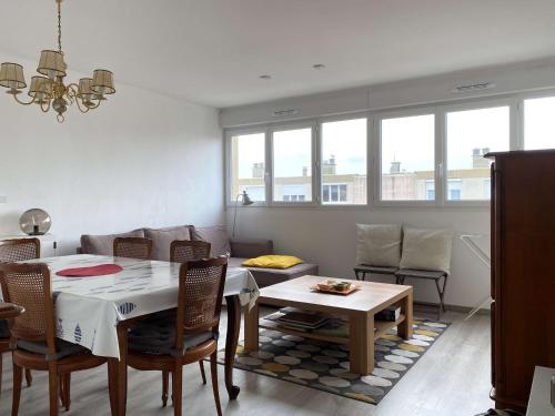 Appartement 3 pièces avec balcon et climatisation à Balaruc-les-Bains - FR-1-553-298