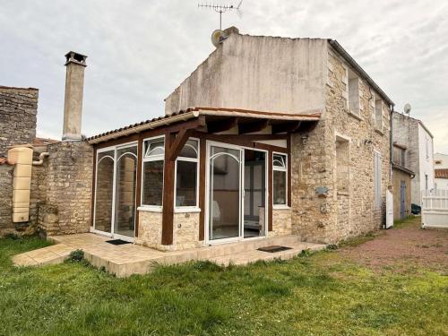 Maison du canton proches commerces