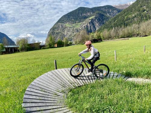 Montar en bicicleta en Ferienhaus Ban Brösign o alrededores