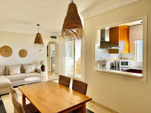 Banana Beach Front line beach III - EaW Homes