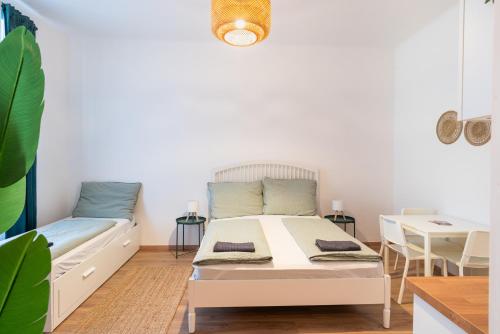 Business Apartments - Minimum Stay 1 Month
