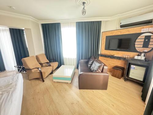 Η κουζίνα ή μικρή κουζίνα στο Amasra Ceylin Otel