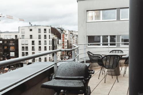 Ruang duduk di Luxe Penthouse 2BR