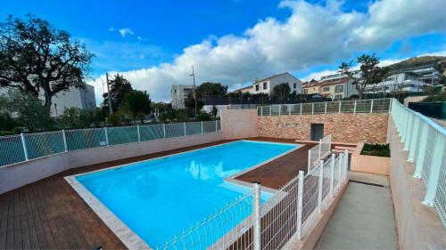 T3 spacieux- Clim- Piscine