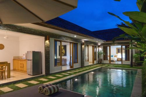Πισίνα στο ή κοντά στο Two Lizards Beach Villas