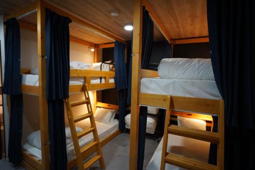 Hotel iemirai SHINJUKU 3min train ride to Shinjuku Station