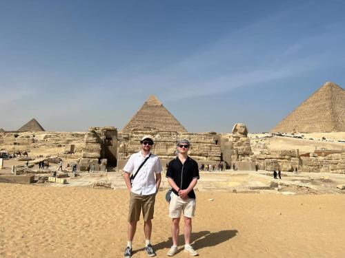 Hosté ubytování Pharaohs Pyramids Crypt