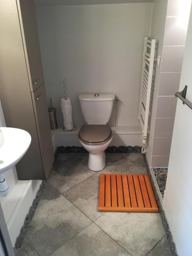 Photo de la galerie de l'établissement La Celestine Maison de village, à Mudaison