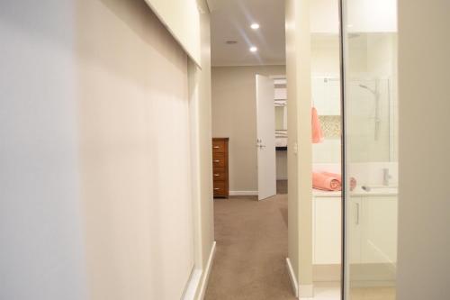 Imagen de la galería de The Hidden Paradise in the Valley, en Wallan