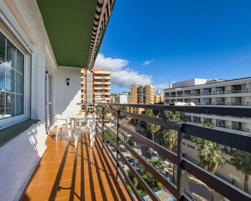 Mediterráneo 6 9 Charming Beachfront 1Bedroom with Stunning Sea Views
