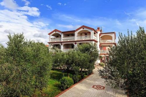 Residence Liveric Seafront