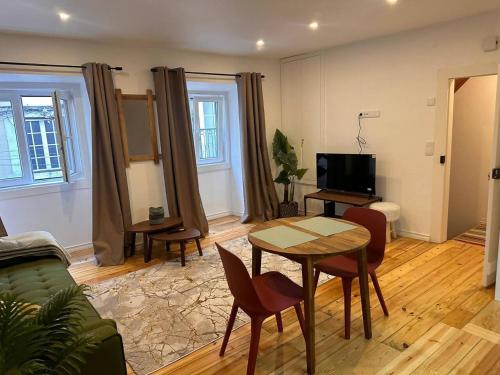Chic Apartment-Rua Verde, Lisbon