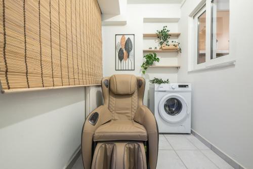 Parthenon Dream, breathtaking views with massage chair