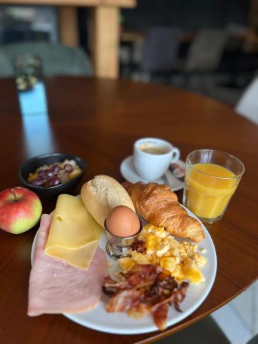 Jídlo v hotelu nebo okolí