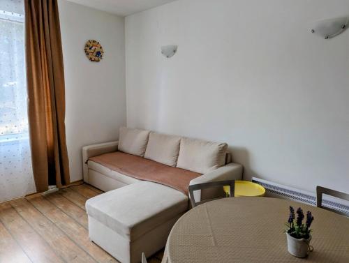 Posezení v ubytování STRIM Apartment 406 Stream Resort, Pamporovo