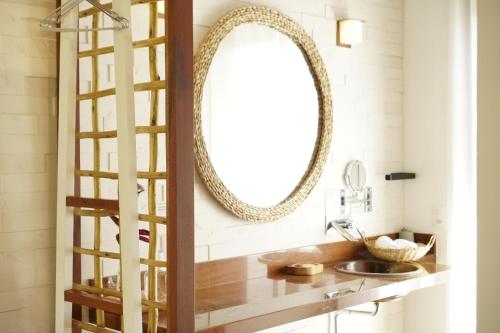 Ein Badezimmer in der Unterkunft Canto do Ilé Dive & Lodge