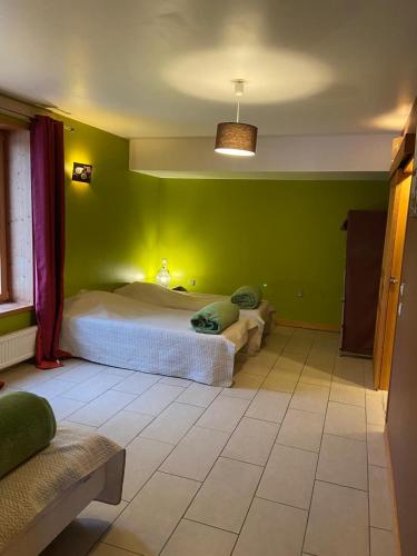 Le MARLAYA PROCHE DU LAC DE VOUGLANS