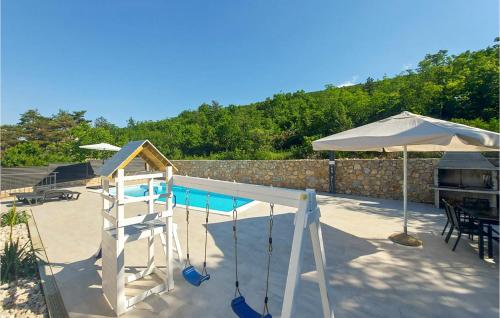 Stunning Home In Dramalj