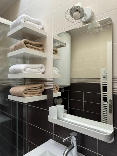 Ένα μπάνιο στο l'ATELIER - Duplex - cour privée
