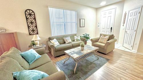 Charming family retreat with Pool & Amenities Disney & top Attractions photo 33